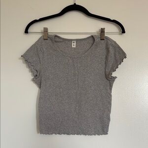 Gray Flutter Sleeve Crop Tee